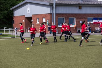 Bild 6 - B-Juniorinnen Pokalfinale SV Henstedt Ulzburg - SG Holstein Sued : 2:0